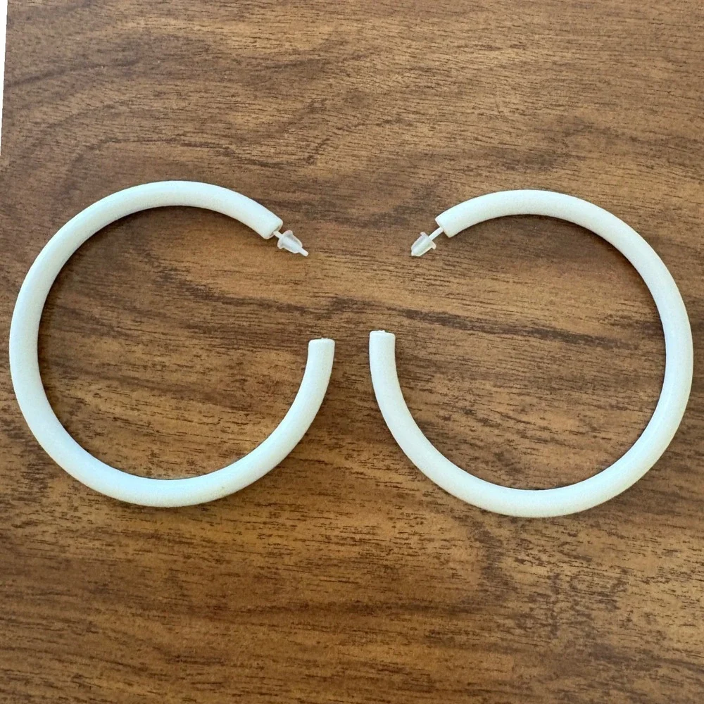 1980s Style Chunky Off White Cream‎ Large 3 Inch Tubular Hoop Earrings Post Back